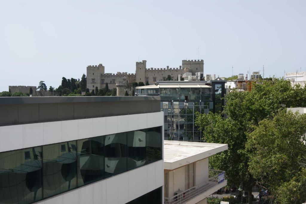 Moschos Hotel Rhodes City Екстериор снимка